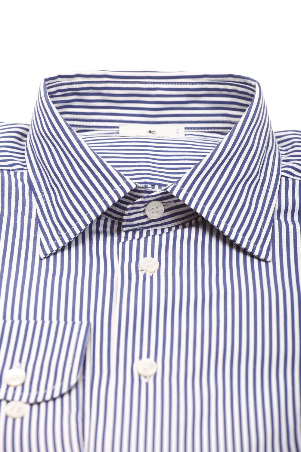 shop ETRO  Camicia: Etro camicia a righe multicolore con logo.
Camicia realizzata in cotone con motivo a righe multicolor all over.
Modello è impreziosito da Pegaso e logo ETRO ricamati sul petto.
Composizione: 100% cotone.
Vestibilità regular.
Polsini con doppio bottone.
Fabbricato in Italia.. MRIB0002 99TR526-S8461 number 6855171